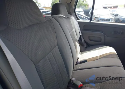 2004 Nissan Xterra Xe from USA, damaged, VIN 5N1ED28Y54C687380